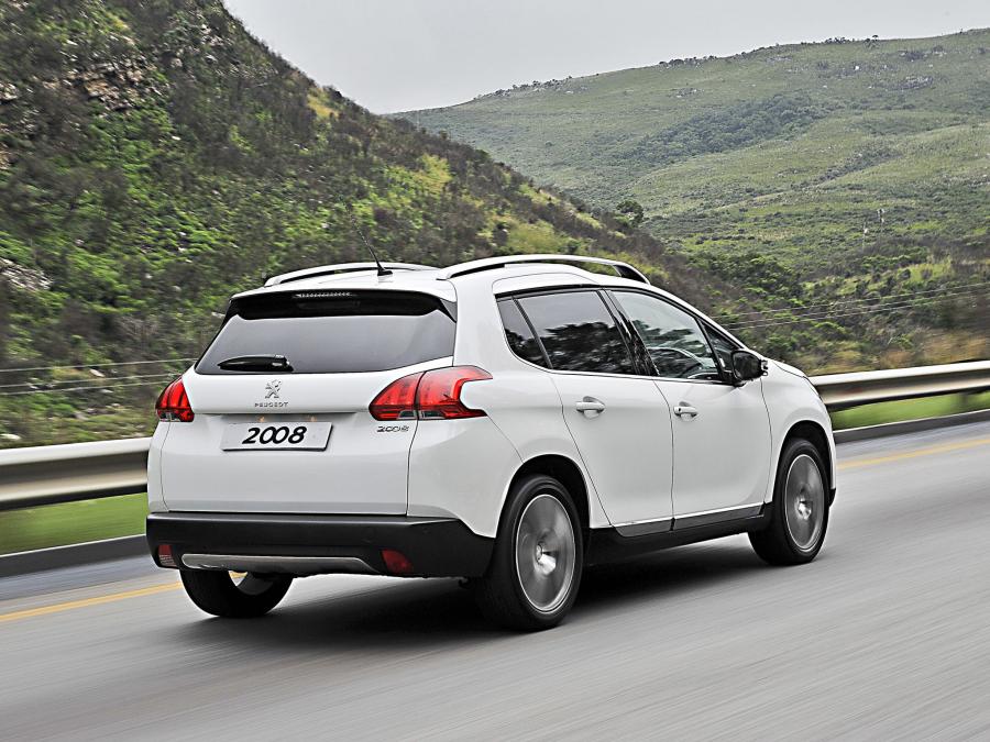  Peugeot 2008 2014 года  (ZA) (фото 4 из 26)